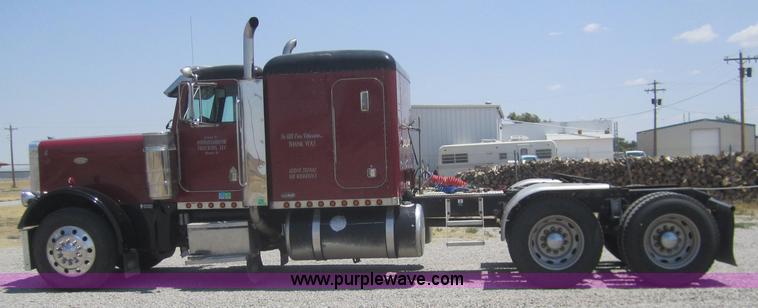 image for item A3853 1998 Peterbilt 379 semi truck