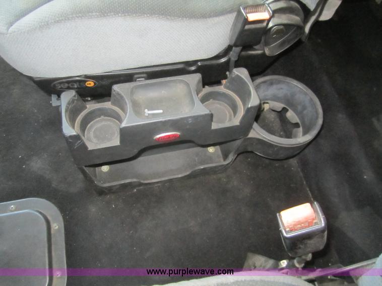 image for item A3853 1998 Peterbilt 379 semi truck