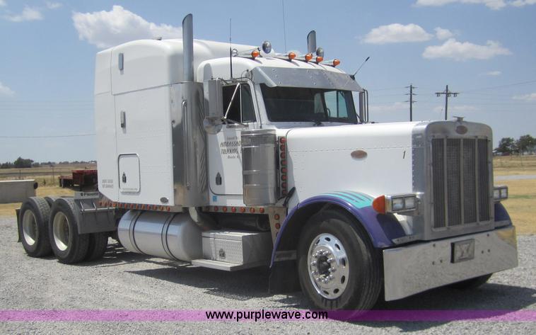 image for item A3854 1999 Peterbilt 379 semi truck