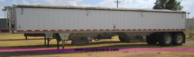 image for item A3855 1999 Wilson DWH-400 42' hopper trailer