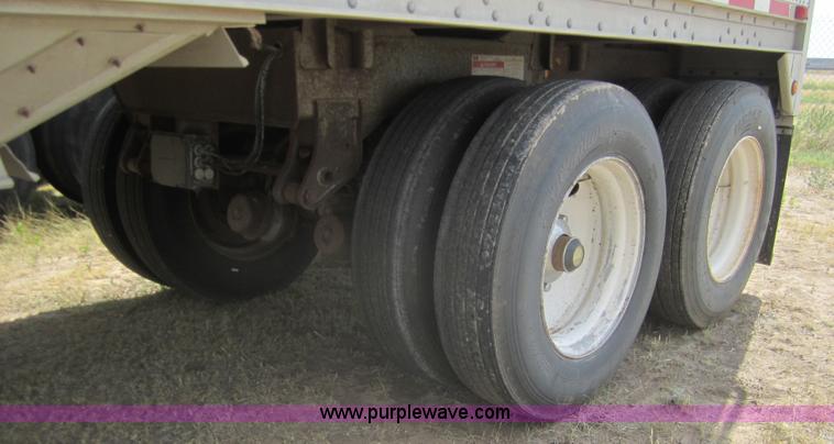 image for item A3855 1999 Wilson DWH-400 42' hopper trailer