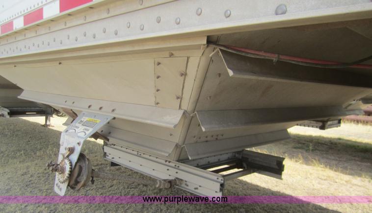 image for item A3855 1999 Wilson DWH-400 42' hopper trailer