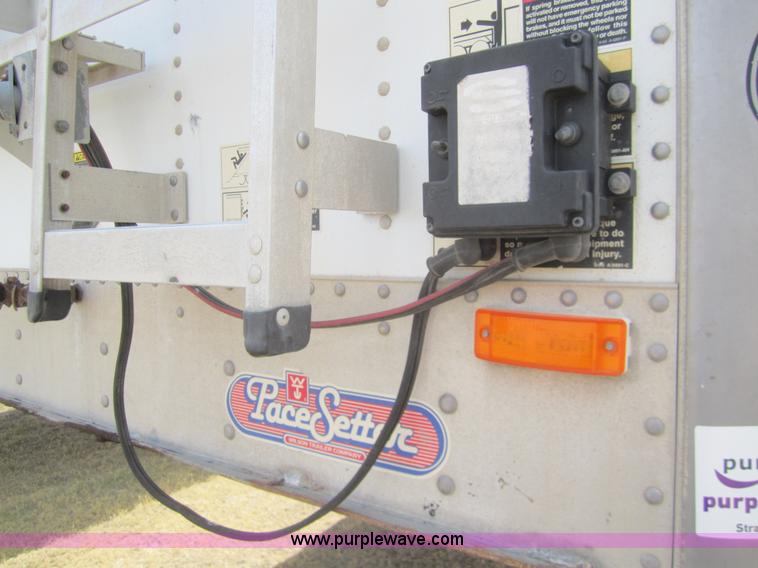 image for item A3855 1999 Wilson DWH-400 42' hopper trailer