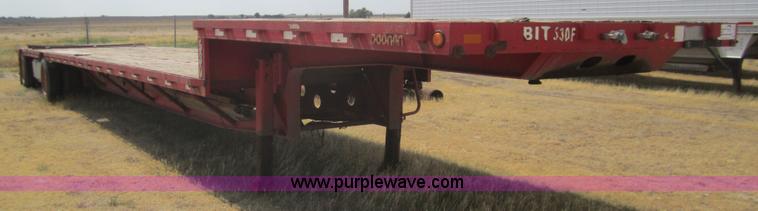 image for item A3856 1998 Doonan 53' step deck trailer