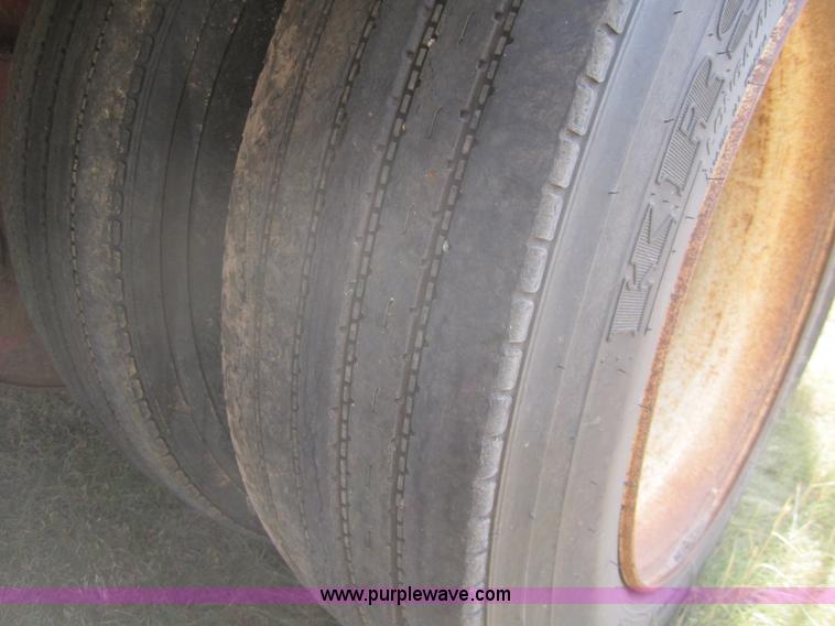 image for item A3856 1998 Doonan 53' step deck trailer