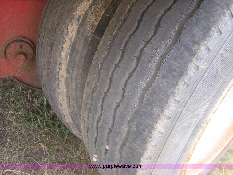 image for item A3856 1998 Doonan 53' step deck trailer