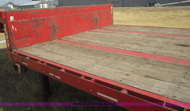 image for item A3856 1998 Doonan 53' step deck trailer