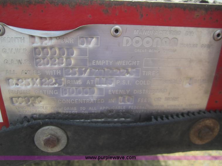 image for item A3856 1998 Doonan 53' step deck trailer