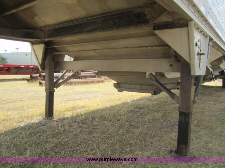 image for item A3865 2003 Wilson DWH-500 42' hopper trailer