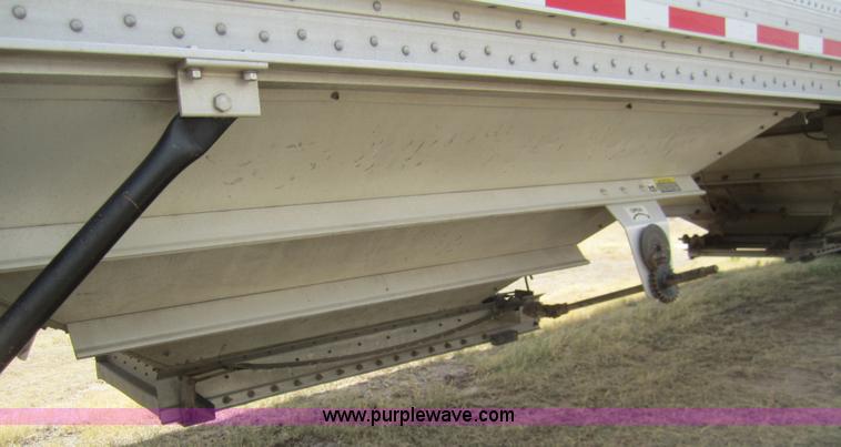 image for item A3865 2003 Wilson DWH-500 42' hopper trailer