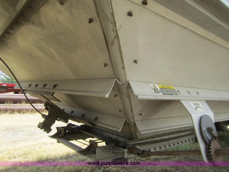 image for item A3865 2003 Wilson DWH-500 42' hopper trailer