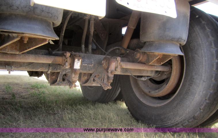 image for item A3865 2003 Wilson DWH-500 42' hopper trailer