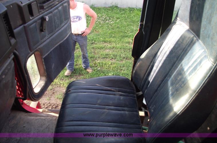 image for item A4179 1993 Freightliner FLA semi truck