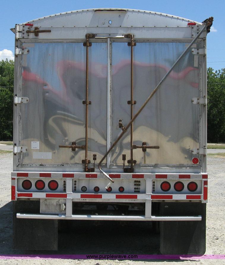 image for item A4290 2000 Cornhusker 800 aluminum grain hopper trailer