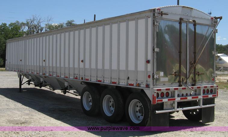 image for item A4290 2000 Cornhusker 800 aluminum grain hopper trailer