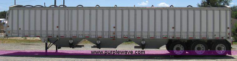 image for item A4290 2000 Cornhusker 800 aluminum grain hopper trailer