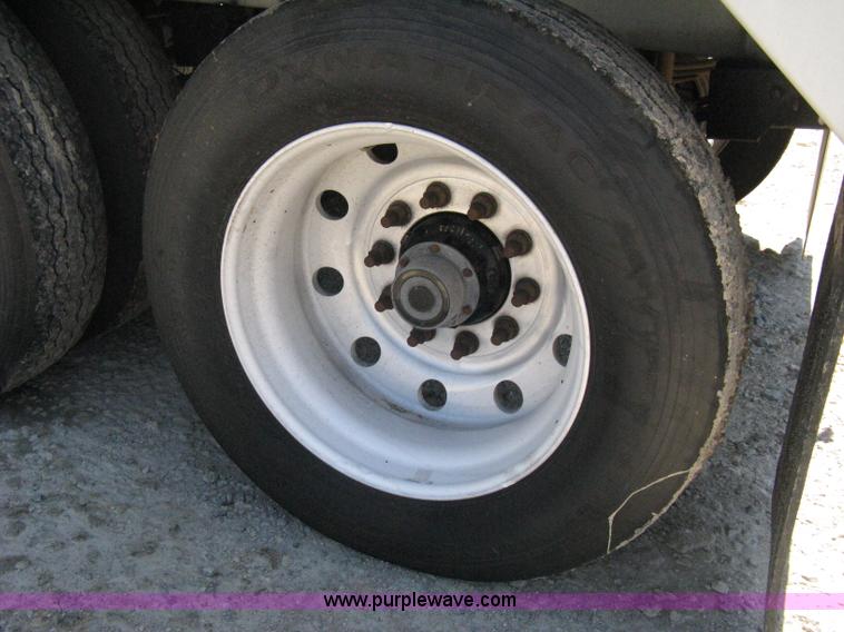 image for item A4290 2000 Cornhusker 800 aluminum grain hopper trailer