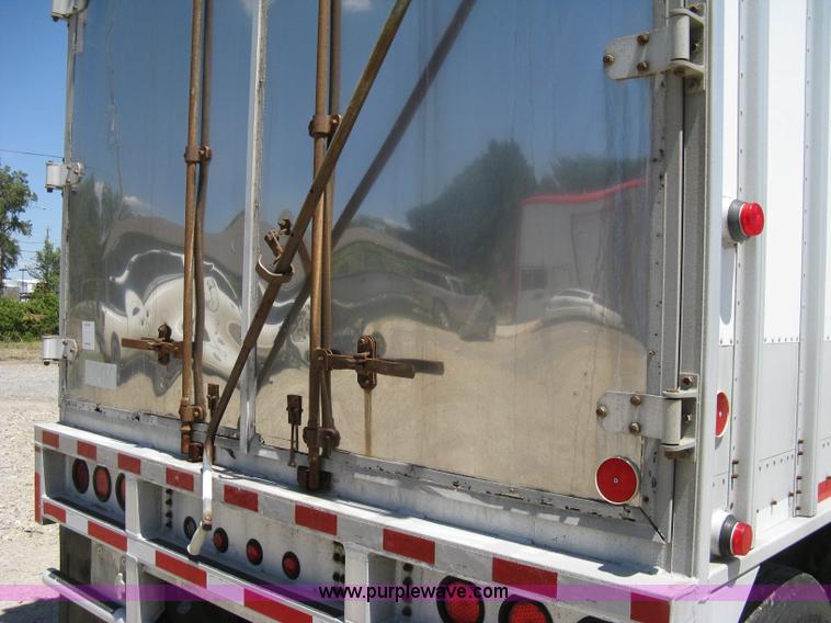 image for item A4290 2000 Cornhusker 800 aluminum grain hopper trailer