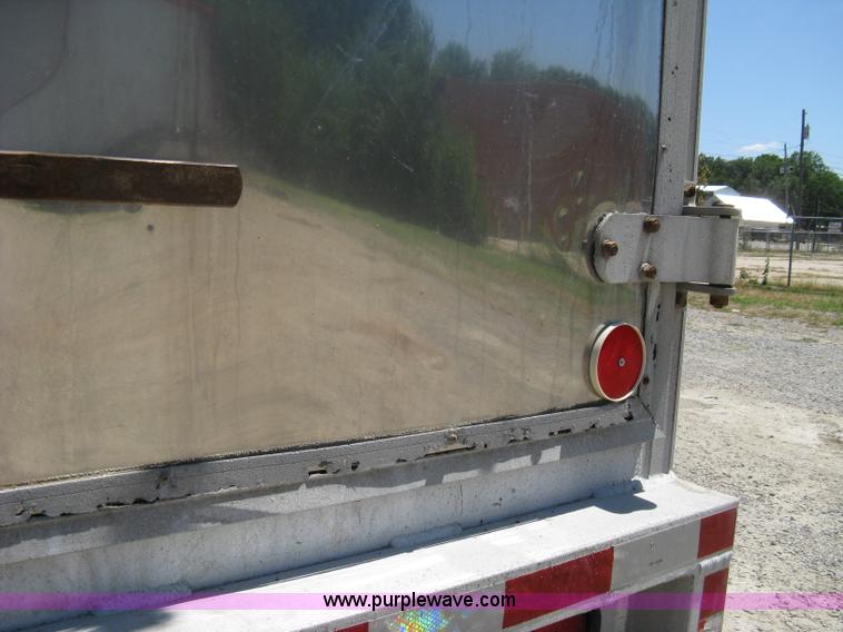 image for item A4290 2000 Cornhusker 800 aluminum grain hopper trailer