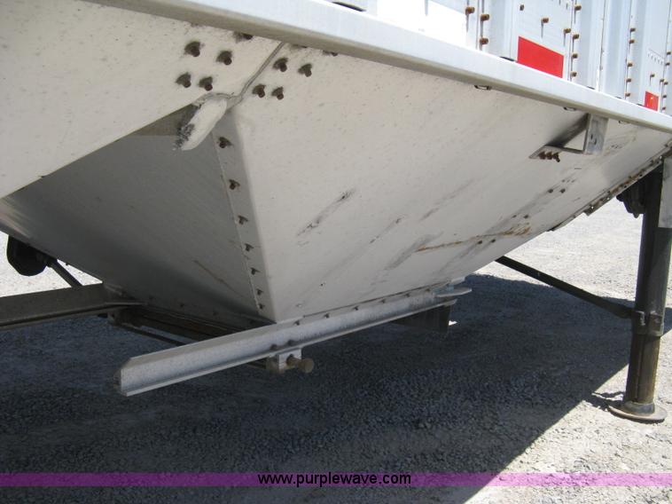 image for item A4290 2000 Cornhusker 800 aluminum grain hopper trailer