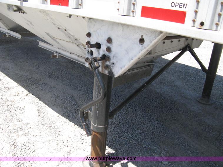 image for item A4290 2000 Cornhusker 800 aluminum grain hopper trailer