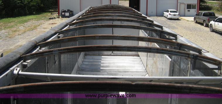 image for item A4290 2000 Cornhusker 800 aluminum grain hopper trailer