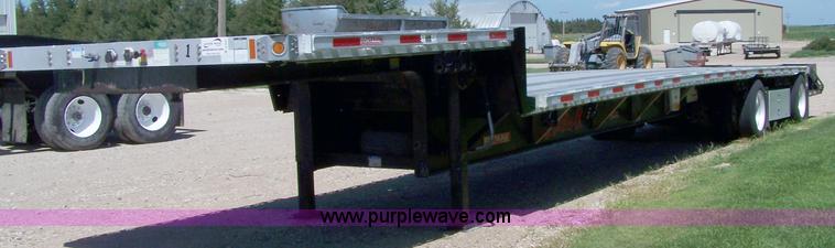 image for item A4557 2007 Fontaine 53' drop deck trailer