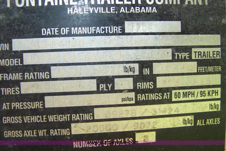 image for item A4557 2007 Fontaine 53' drop deck trailer