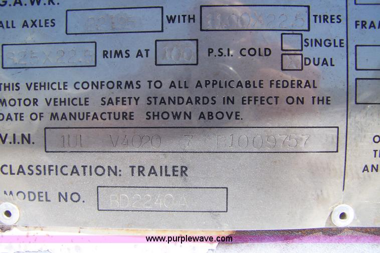 image for item A4558 1981 Multech belly dump trailer