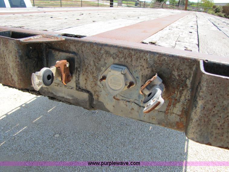 image for item A4663 1987 Wabash 45' flatbed trailer