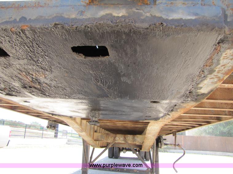 image for item A4663 1987 Wabash 45' flatbed trailer