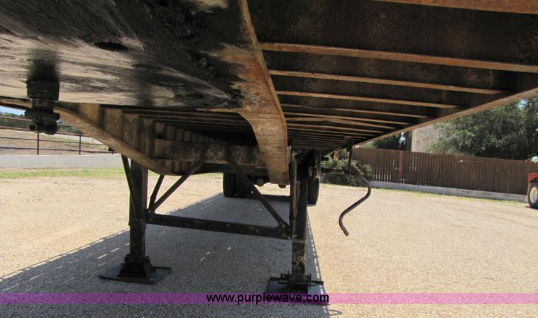 image for item A4663 1987 Wabash 45' flatbed trailer