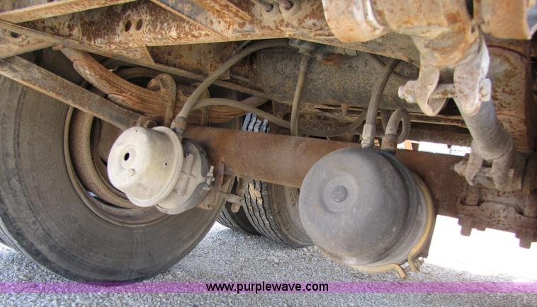 image for item A4663 1987 Wabash 45' flatbed trailer