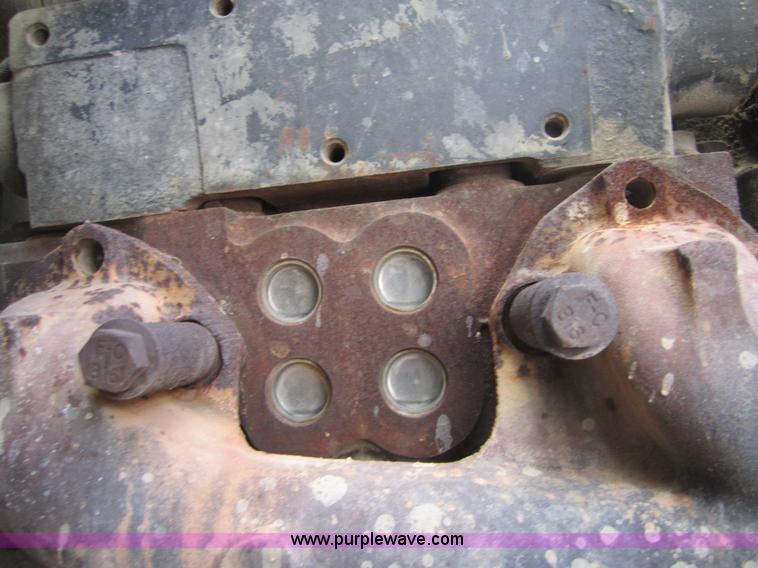 image for item A4733 1993 Peterbilt 379 semi truck