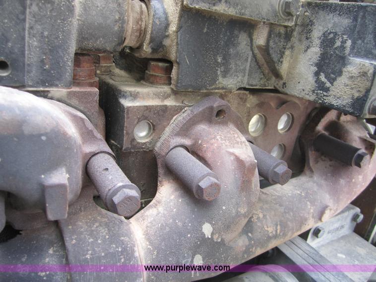 image for item A4733 1993 Peterbilt 379 semi truck