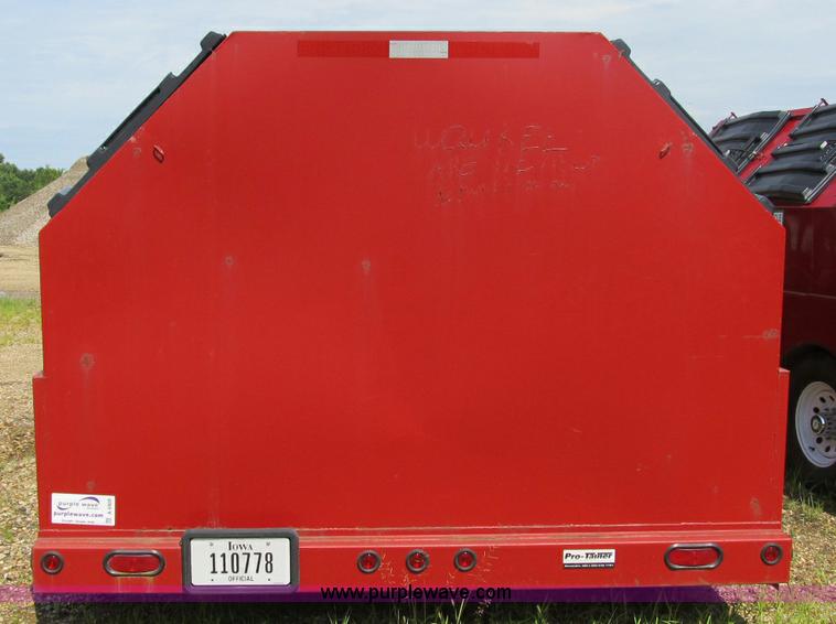 image for item A4909 2007 Pro-tainer compartmentalized recycle trailer