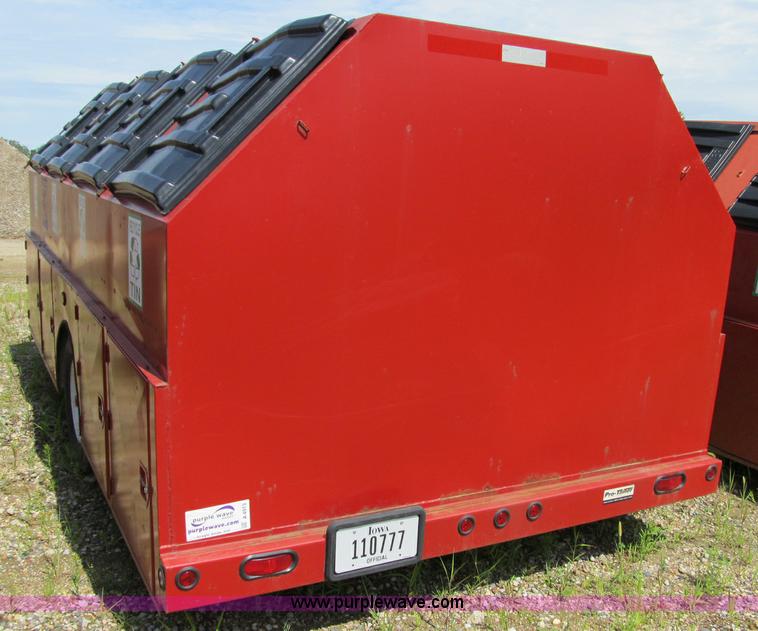 image for item A4913 2007 Pro-tainer compartmentalized recycle trailer