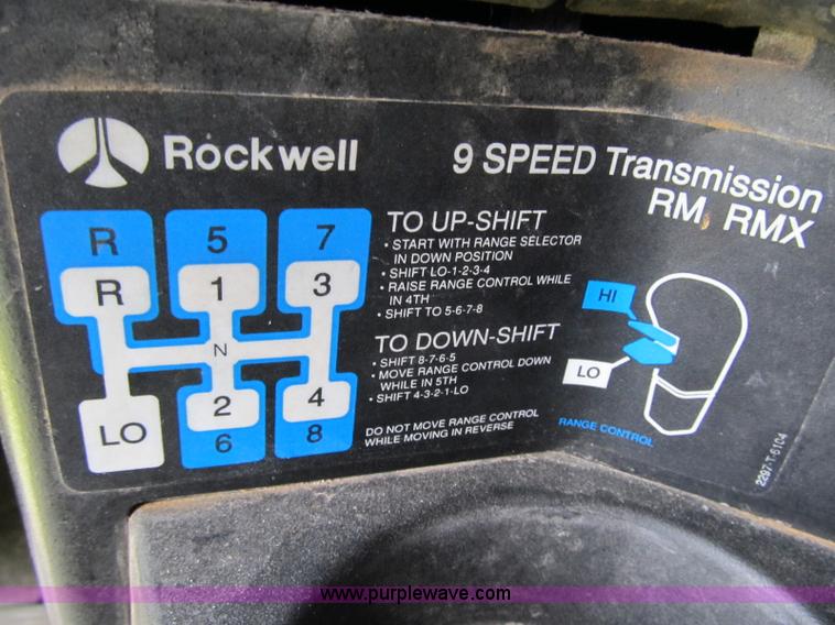 image for item A4916 1994 Freightliner FLD112 semi truck