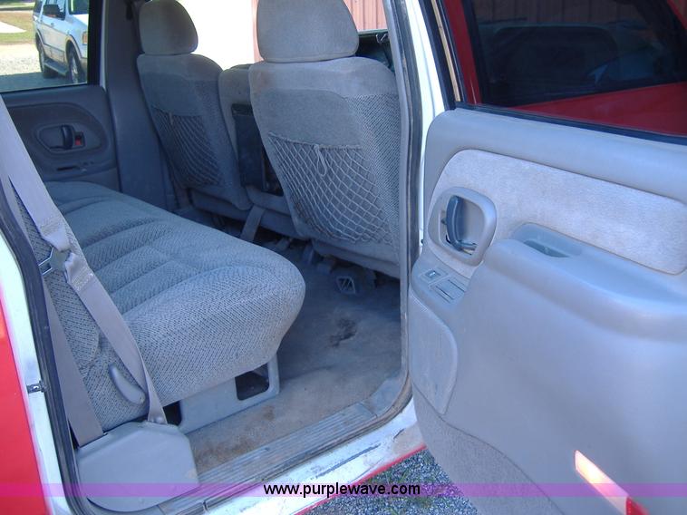 image for item A1193 1999 Chevrolet K3500 crew cab pickup truck