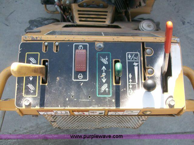 image for item A1208 2005 Vermeer RT100