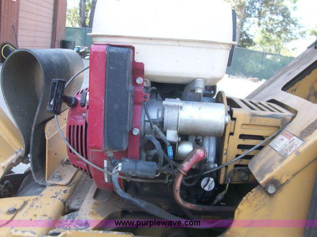 image for item A1208 2005 Vermeer RT100