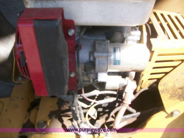 image for item A1208 2005 Vermeer RT100