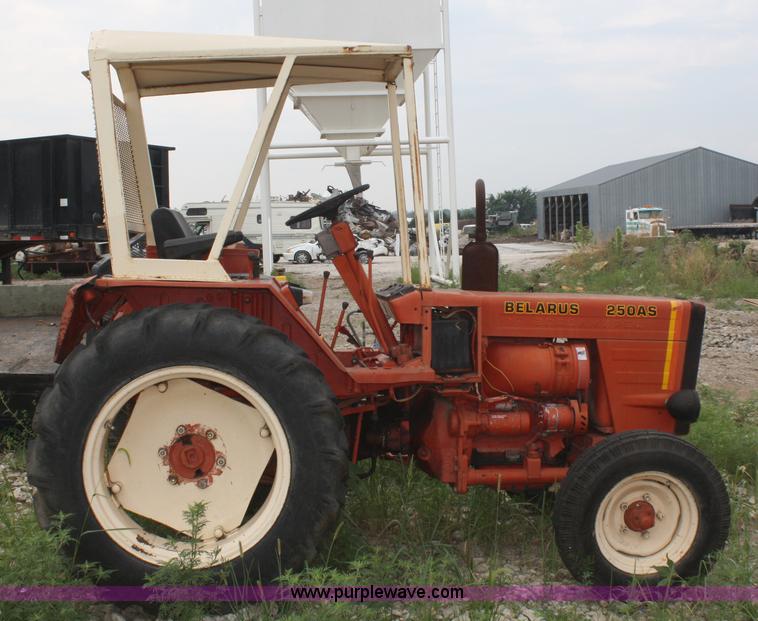 Belarus 250AS tractor in Baldwin City, KS Item A2193 sold Purple Wave