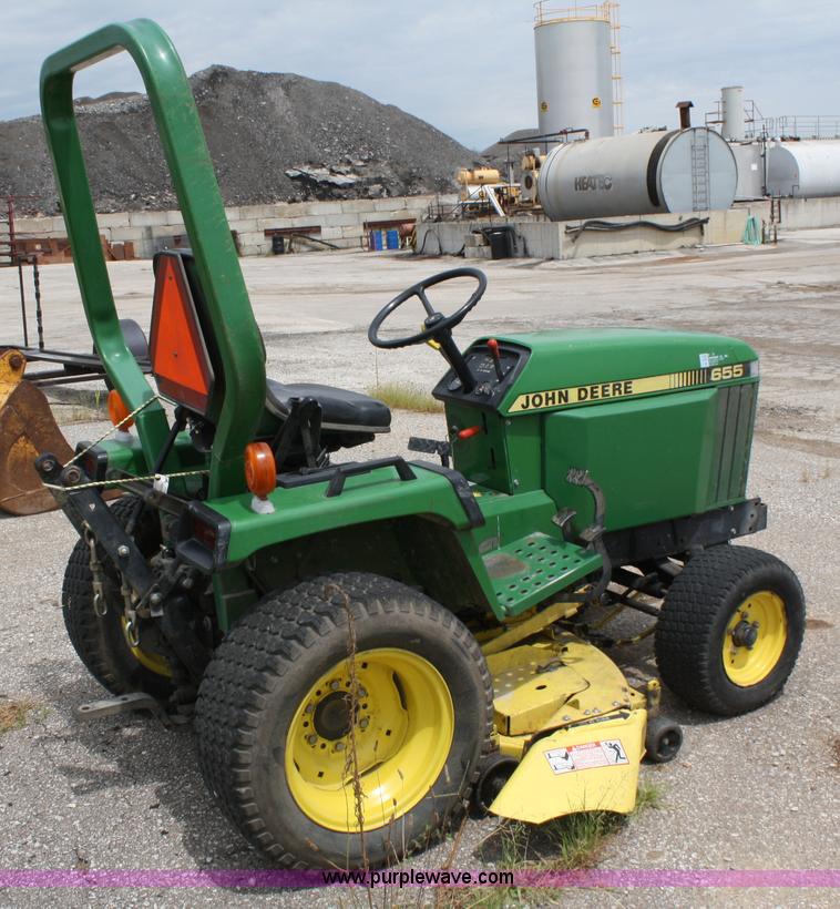 image for item A2204 John Deere 655 garden tractor