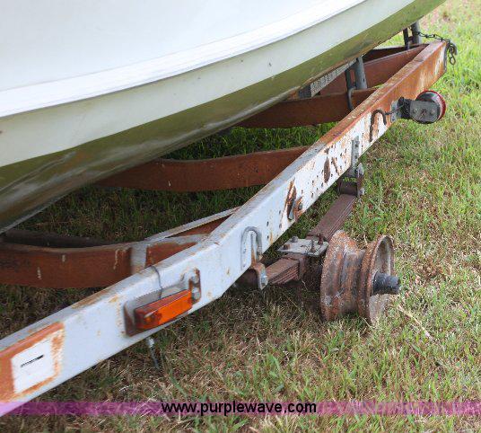 image for item A2614 Duracraft 16' aluminum deep V boat