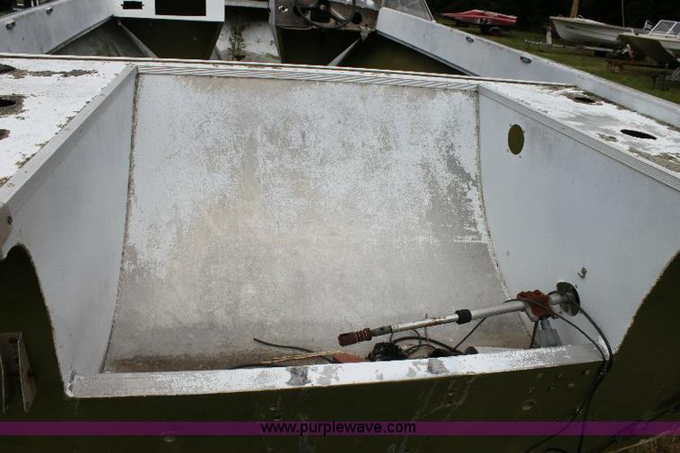 image for item A2614 Duracraft 16' aluminum deep V boat