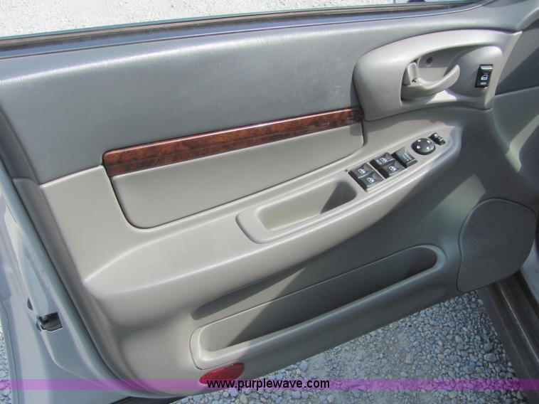 image for item A3589 2004 Chevrolet Impala