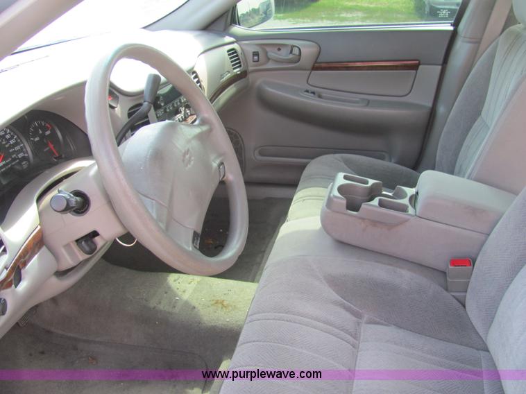 image for item A3589 2004 Chevrolet Impala