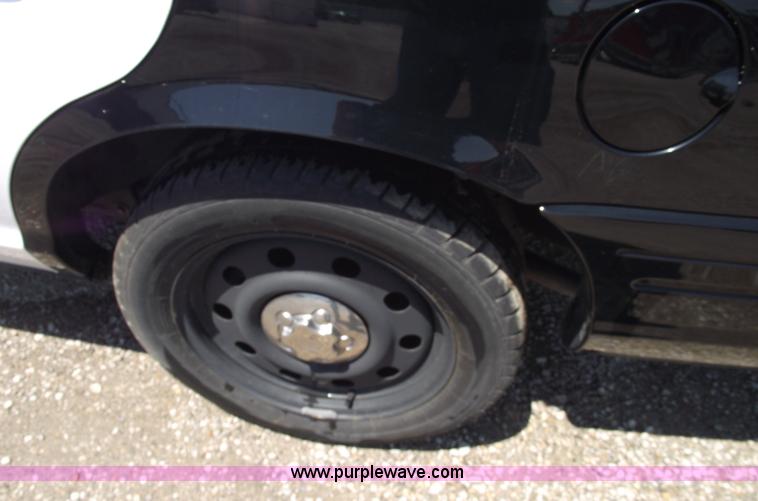 image for item A4126 2008 Ford Crown Victoria Police Interceptor