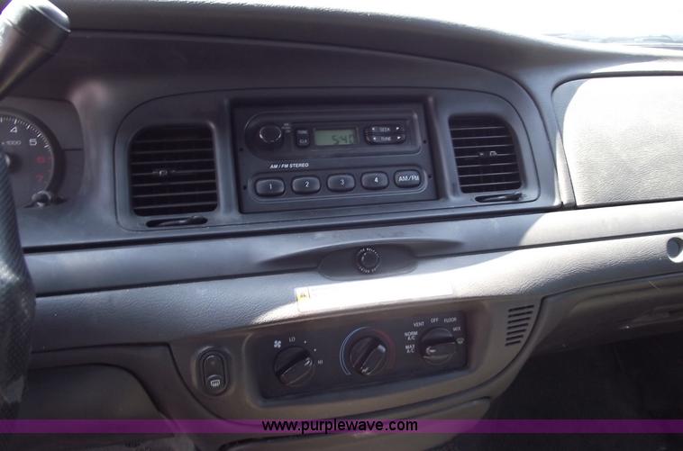 image for item A4126 2008 Ford Crown Victoria Police Interceptor